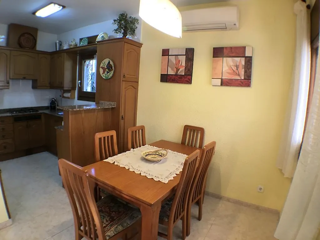 Arenda Pino Alto Holiday Home Rioja Miami Playa Spanien